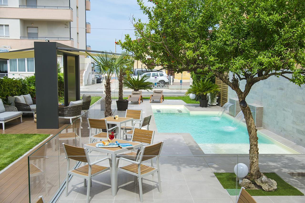 בלריה-איגאה מרינה Hotel Olimpia מראה חיצוני תמונה